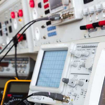 شهادة معامل الاختبار المعتمدة من لجنة الاتصالات الفيدرالية (Cec) خدمة مصادقة معمل اختبار محرك السيارة من طرف ثالث