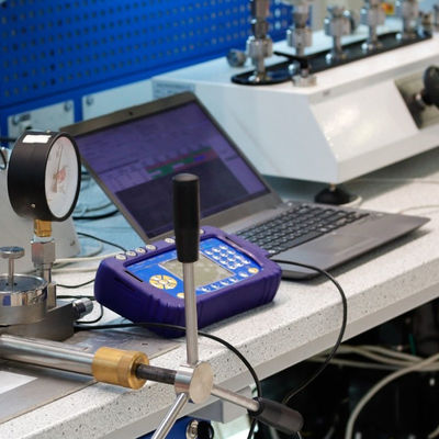 مختبرات اختبار المنتجات الإلكترونية اللاسلكية FCC dect Pmr Sar Test Report خدمة المصادقة من طرف ثالث